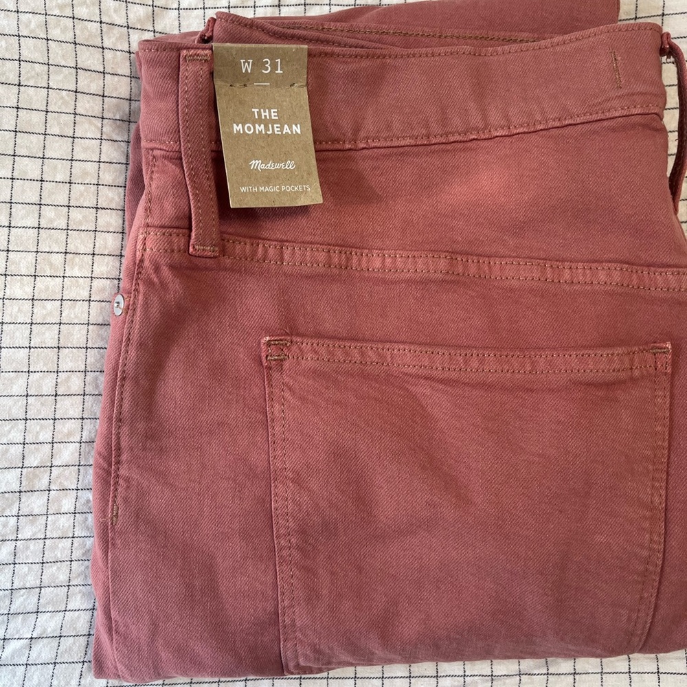 Madewell The Mom Jean In Pink